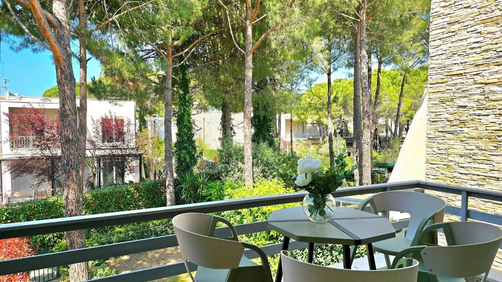 Apartment For Five Guests Plazhi San Pietro